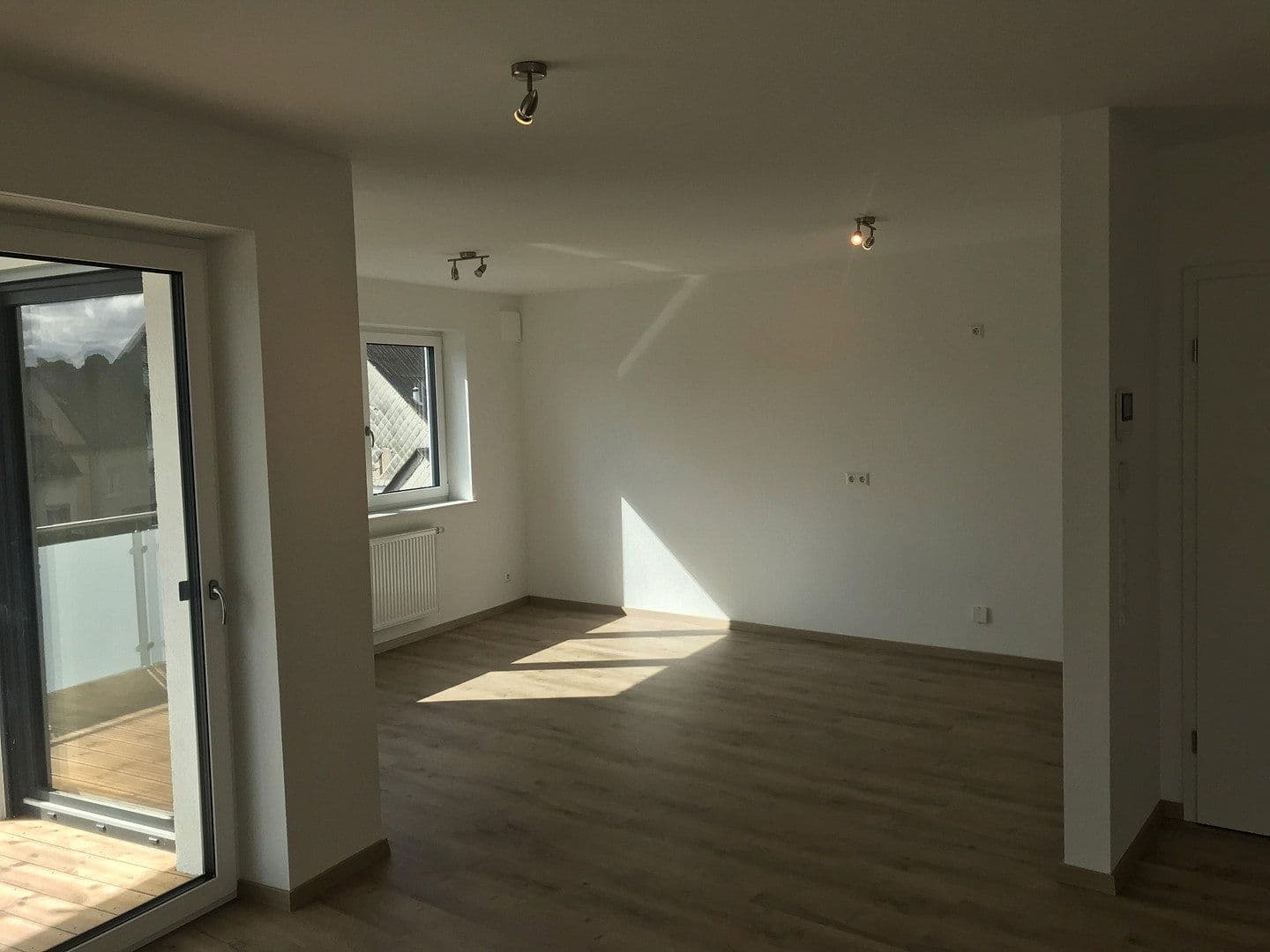 Pronájem bytu 3+1 78 m², Spesenrother Weg, Kastellaun, Porýní-Falc Pronájem bytu 3+1 78 m², Spesenrother Weg, Kastellaun, Porýní-Falc