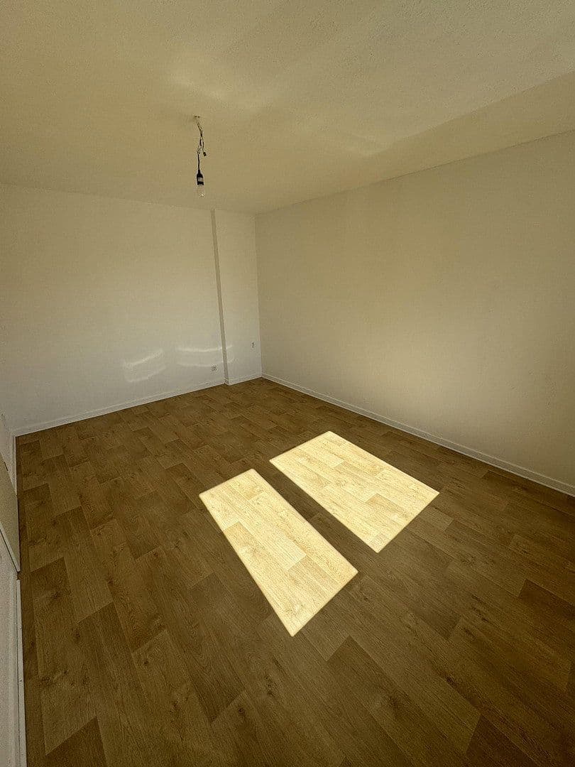 Pronájem bytu 1+1 33 m², Oberhausen, Severní Porýní-Vestfálsko Pronájem bytu 1+1 33 m², Oberhausen, Severní Porýní-Vestfálsko