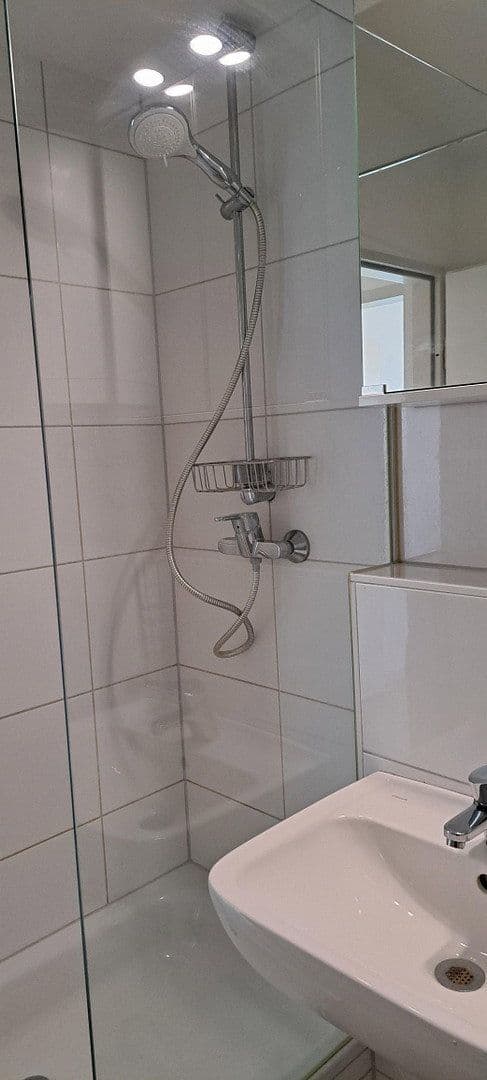 Pronájem bytu 1+1 32 m², Baldhamer Straße 39, Vaterstetten, Bavorsko Pronájem bytu 1+1 32 m², Baldhamer Straße 39, Vaterstetten, Bavorsko