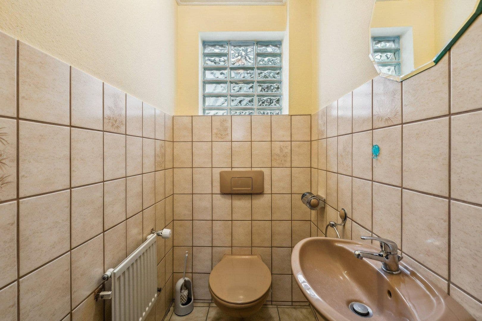 Prodej domu 291 m², pozemek 292 m², Stockstadt am Rhein, Hessen Prodej domu 291 m², pozemek 292 m², Stockstadt am Rhein, Hessen