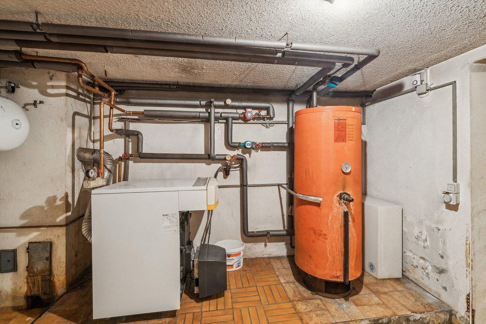 Prodej domu 291 m², pozemek 292 m², Stockstadt am Rhein, Hessen Prodej domu 291 m², pozemek 292 m², Stockstadt am Rhein, Hessen