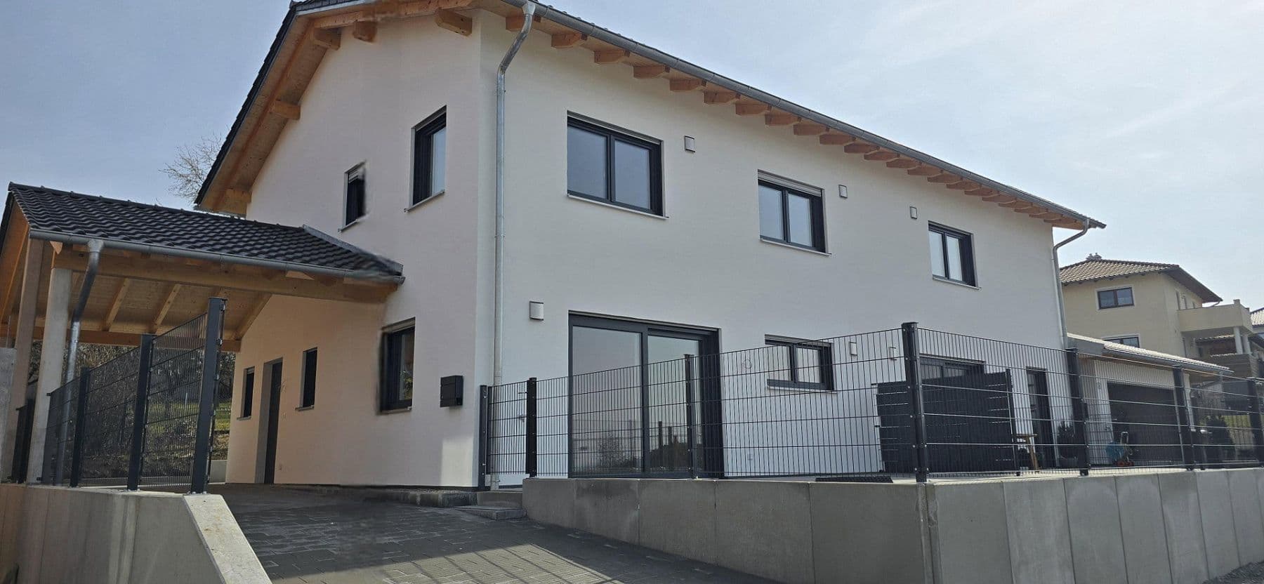 Pronájem domu 134 m², pozemek 301 m², Bogen, Bavorsko Pronájem domu 134 m², pozemek 301 m², Bogen, Bavorsko