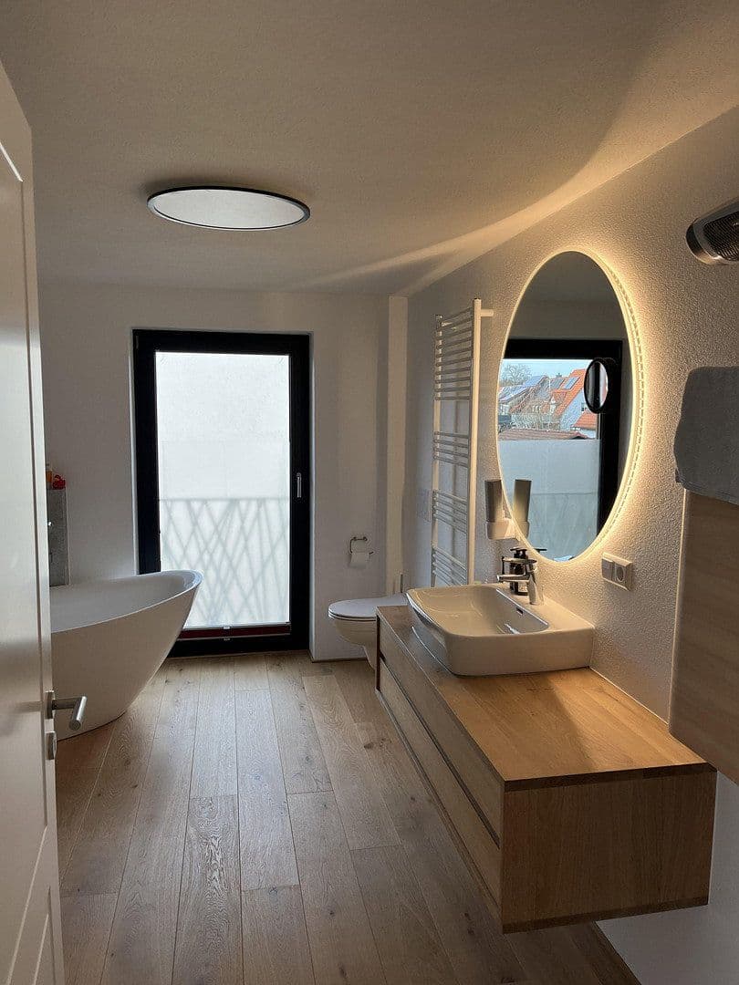 Prodej domu 141 m², pozemek 618 m², Leutkirch im Allgäu, Bádensko-Württembersko Prodej domu 141 m², pozemek 618 m², Leutkirch im Allgäu, Bádensko-Württembersko