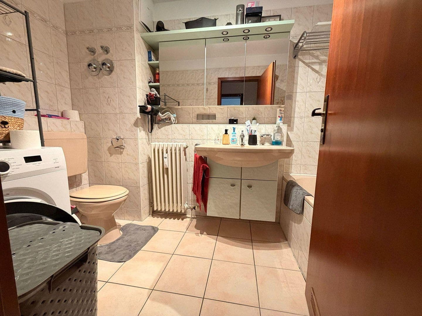 Pronájem bytu 2+1 55 m², Hohenstaufenstraße 38, Pforzheim, Bádensko-Württembersko Pronájem bytu 2+1 55 m², Hohenstaufenstraße 38, Pforzheim, Bádensko-Württembersko