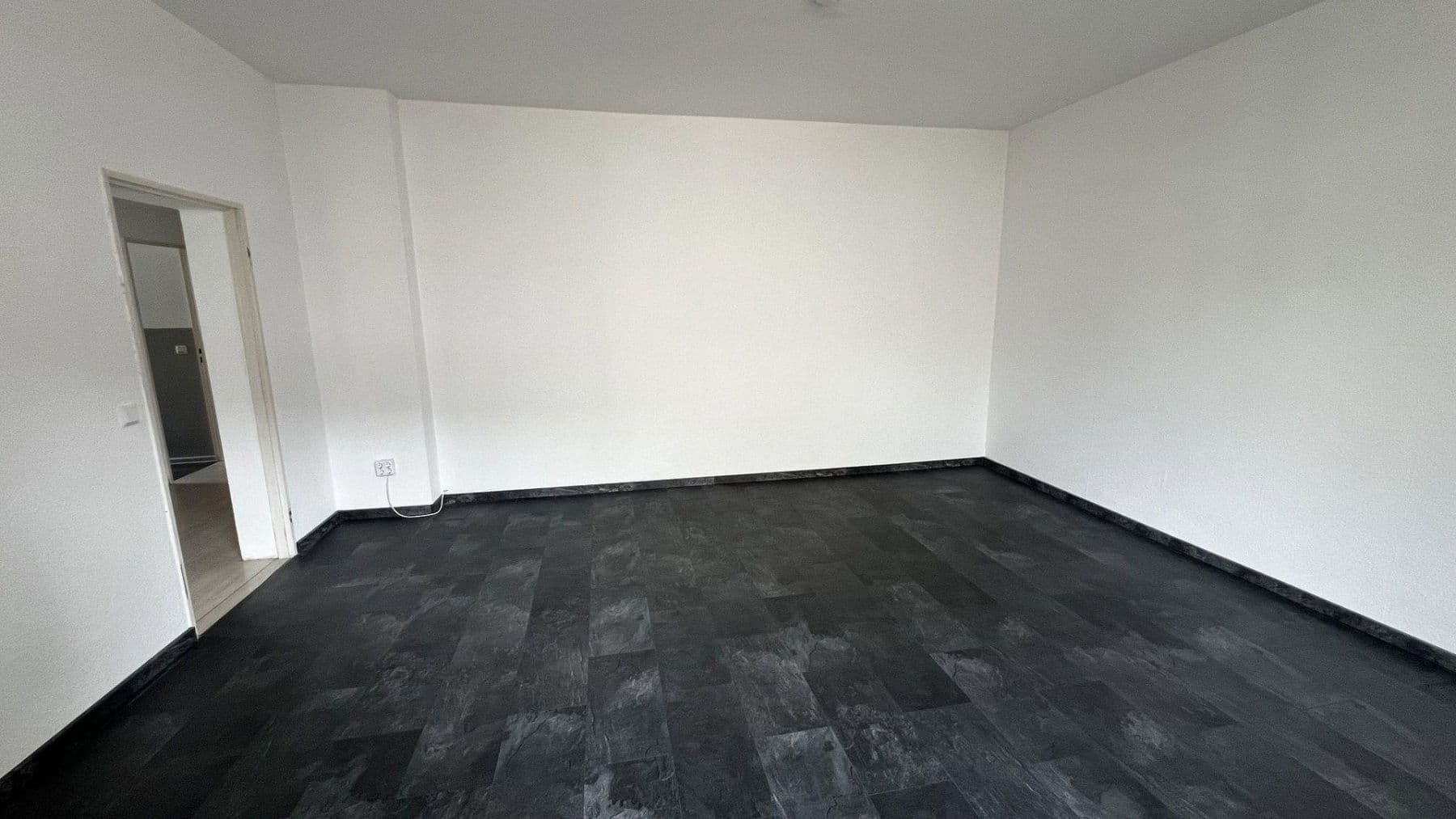 Prodej bytu 3+1 71 m², Berlin, Berlín Prodej bytu 3+1 71 m², Berlin, Berlín
