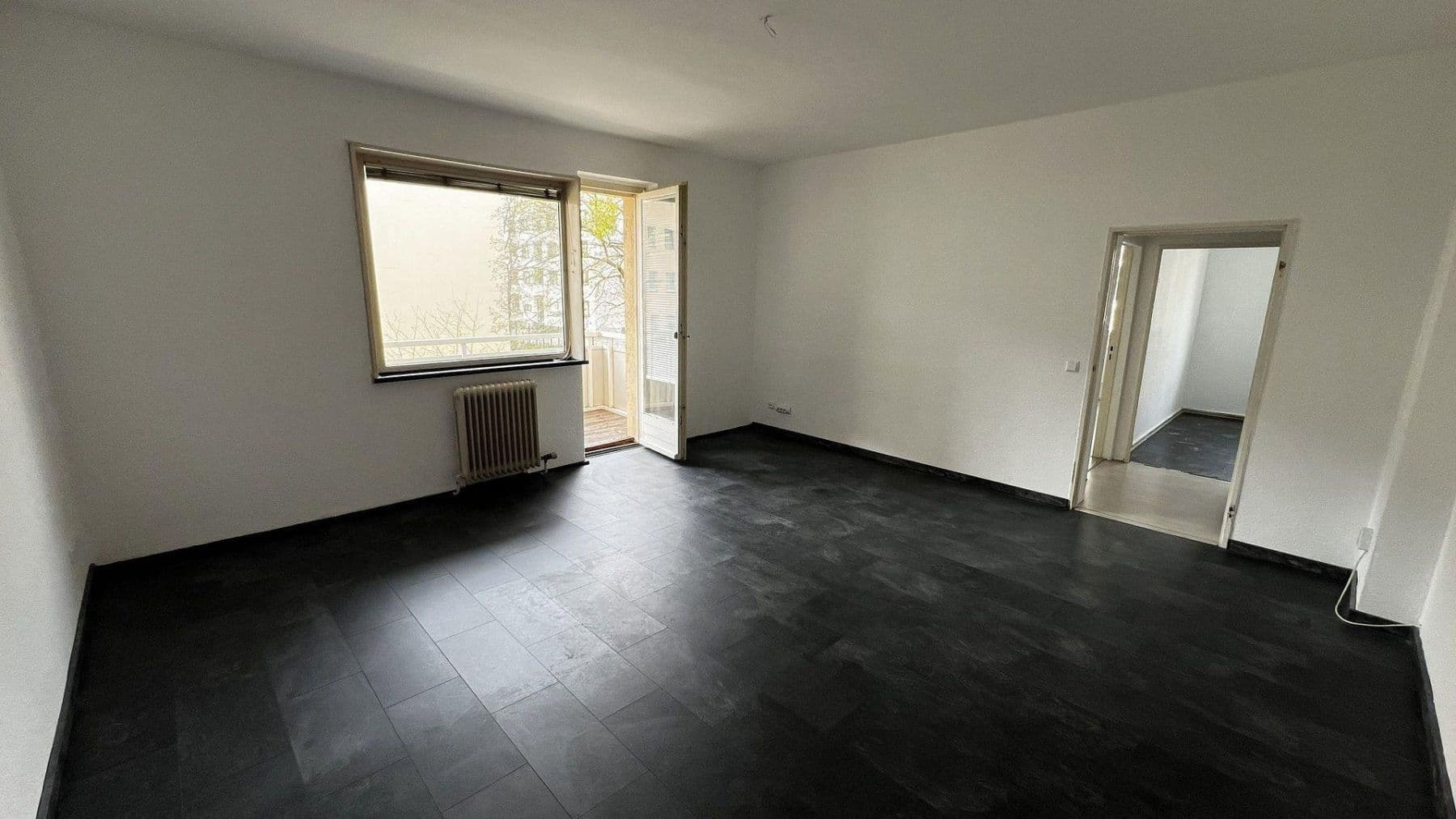 Prodej bytu 3+1 71 m², Berlin, Berlín Prodej bytu 3+1 71 m², Berlin, Berlín