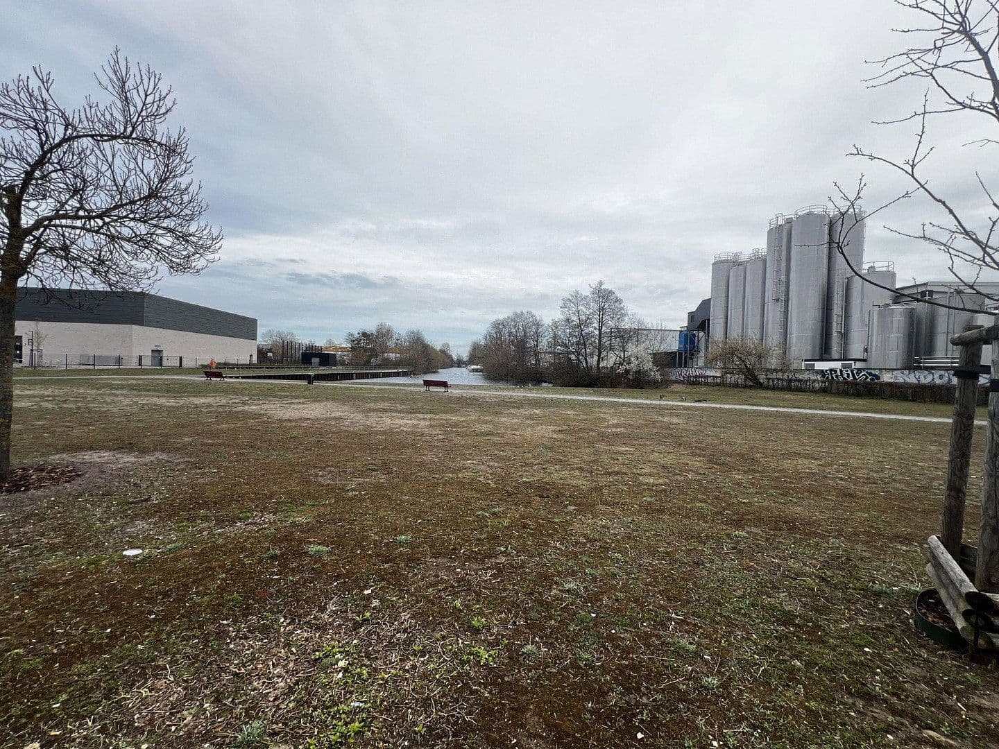 Prodej bytu 3+1 71 m², Berlin, Berlín Prodej bytu 3+1 71 m², Berlin, Berlín