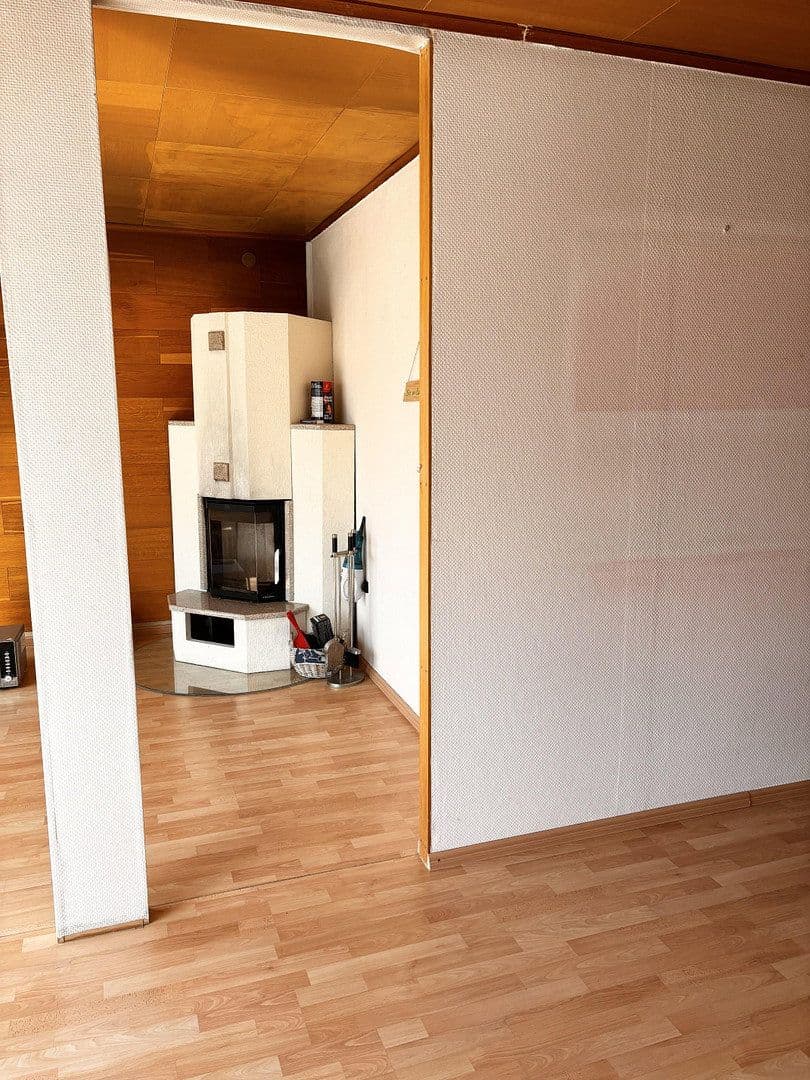 Prodej domu 120 m², pozemek 974 m², Sibbesse, Dolní Sasko Prodej domu 120 m², pozemek 974 m², Sibbesse, Dolní Sasko