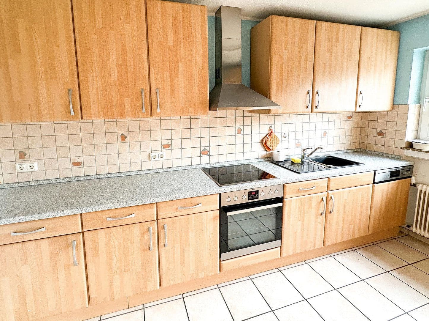 Pronájem bytu 4+1 106 m², Neuwied, Porýní-Falc Pronájem bytu 4+1 106 m², Neuwied, Porýní-Falc