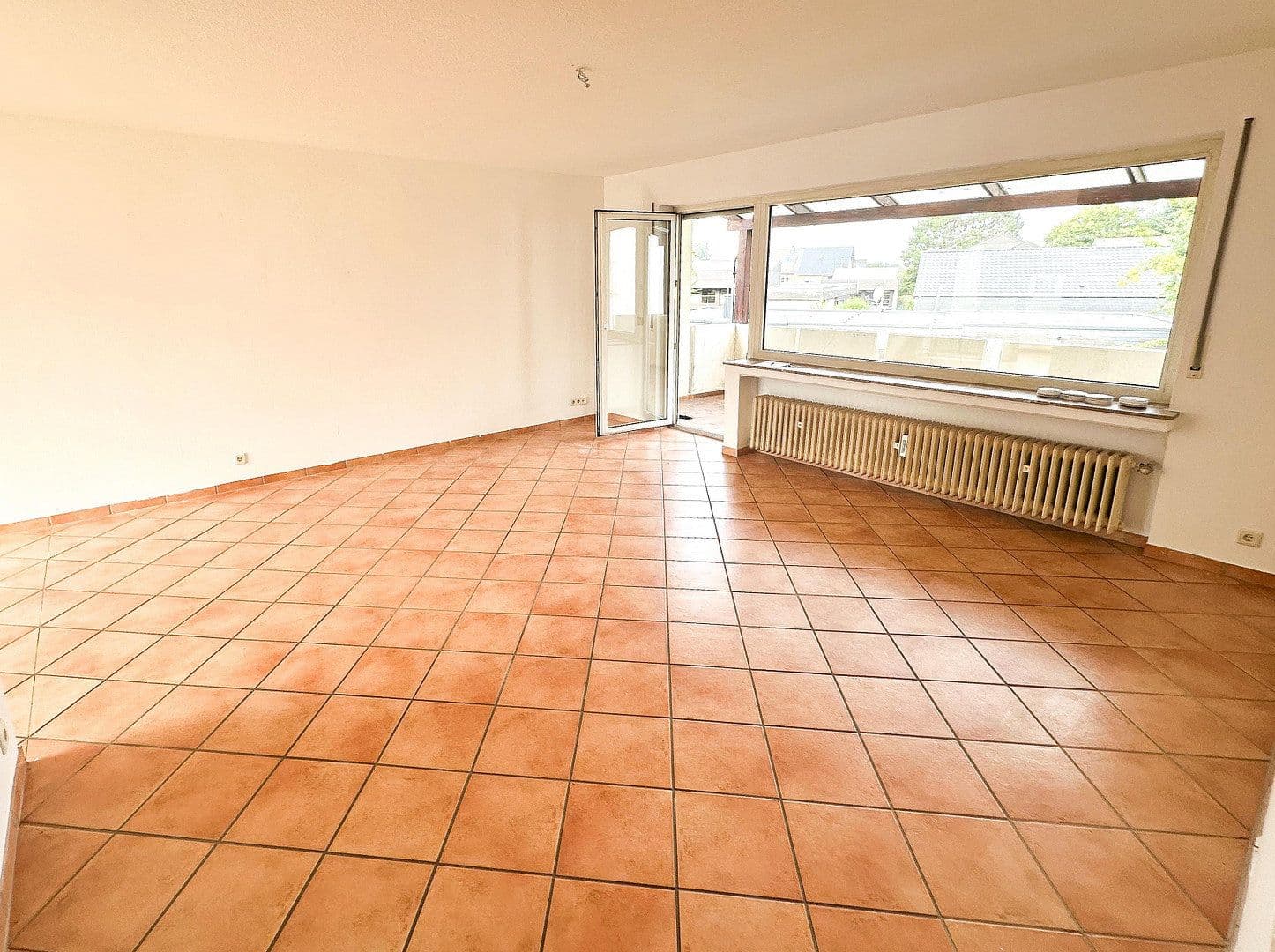 Pronájem bytu 4+1 106 m², Neuwied, Porýní-Falc Pronájem bytu 4+1 106 m², Neuwied, Porýní-Falc