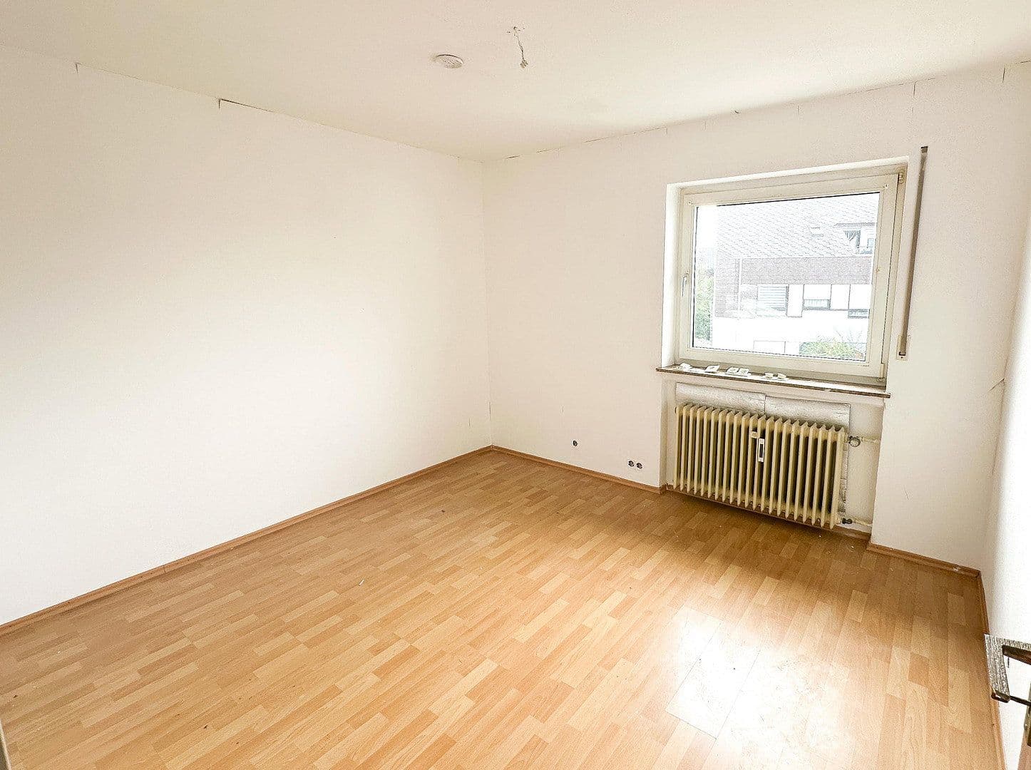 Pronájem bytu 4+1 106 m², Neuwied, Porýní-Falc Pronájem bytu 4+1 106 m², Neuwied, Porýní-Falc