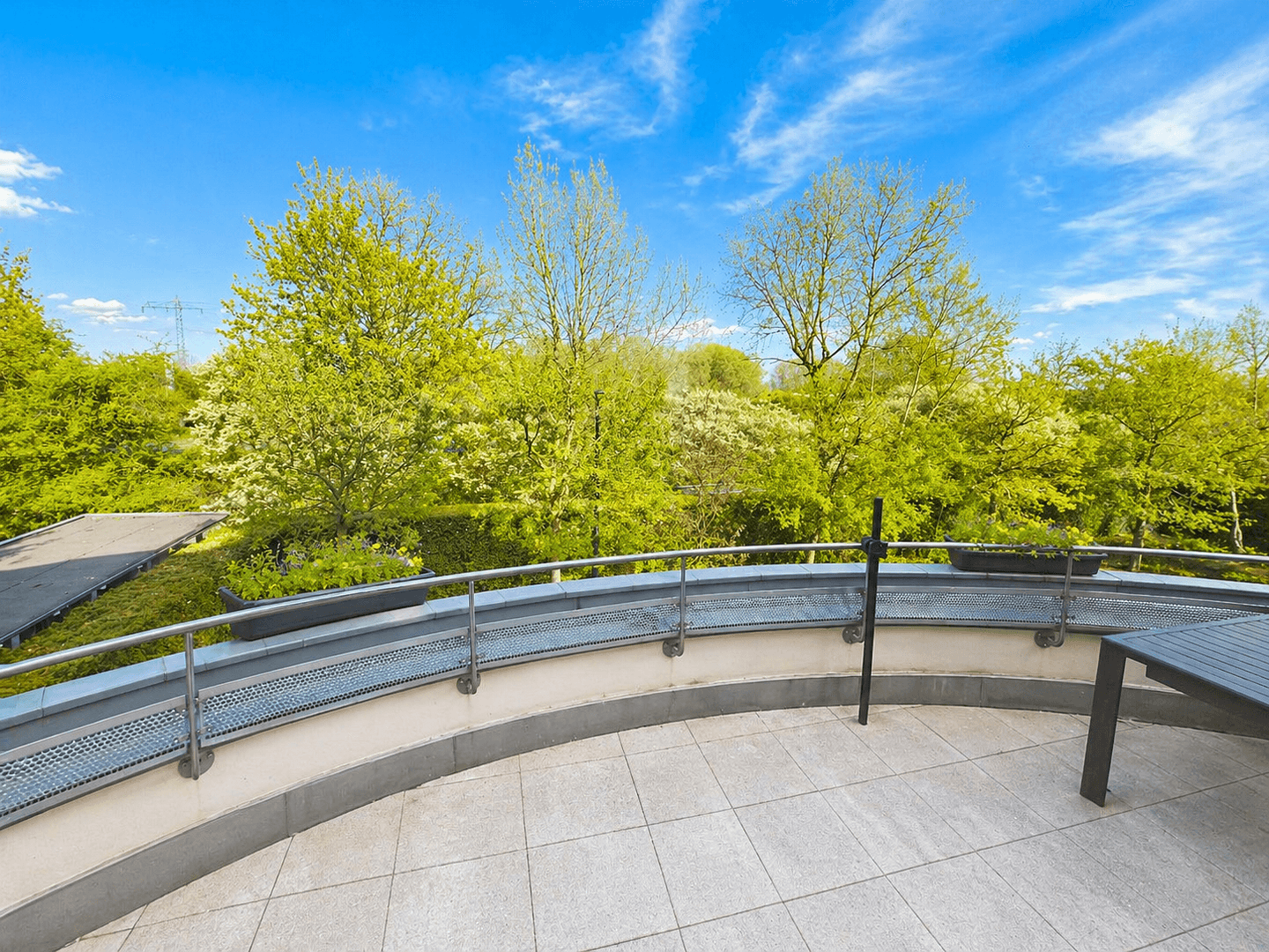 Prodej bytu 3+1 89 m², Frohnauer Weg 5, Hohen Neuendorf, Braniborsko Prodej bytu 3+1 89 m², Frohnauer Weg 5, Hohen Neuendorf, Braniborsko