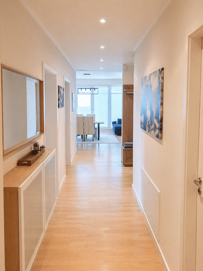 Prodej bytu 3+1 89 m², Frohnauer Weg 5, Hohen Neuendorf, Braniborsko Prodej bytu 3+1 89 m², Frohnauer Weg 5, Hohen Neuendorf, Braniborsko