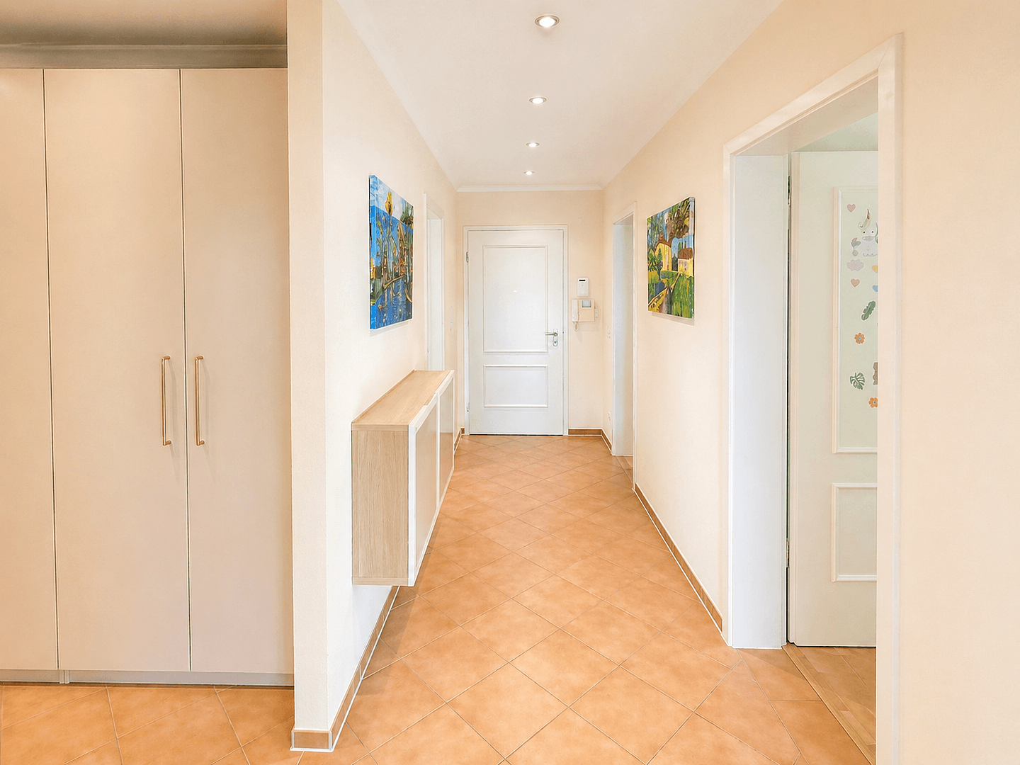 Prodej bytu 3+1 89 m², Frohnauer Weg 5, Hohen Neuendorf, Braniborsko Prodej bytu 3+1 89 m², Frohnauer Weg 5, Hohen Neuendorf, Braniborsko