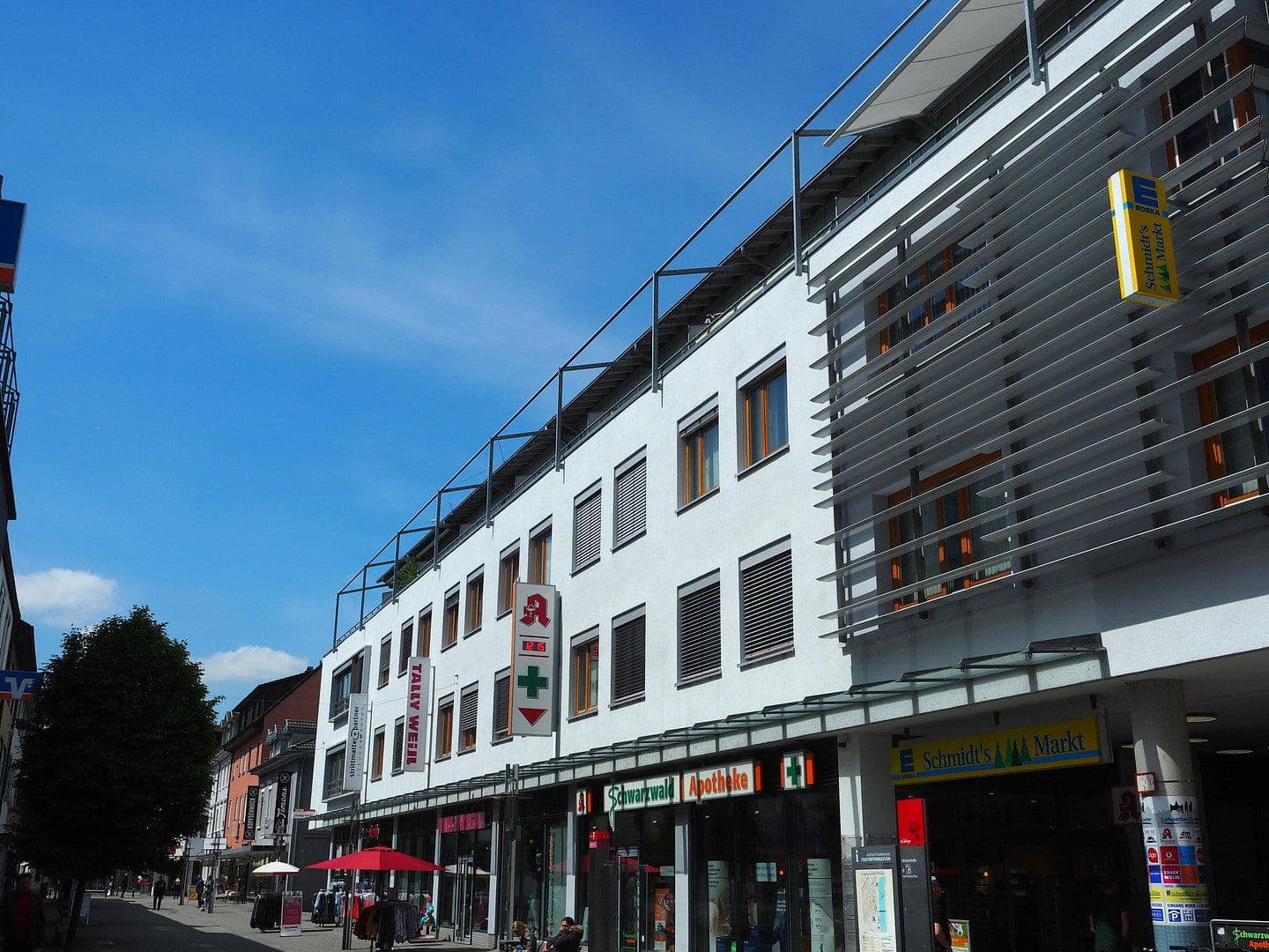 Pronájem kanceláře 300 m², Schützenstr.14, Bad Säckingen, Bádensko-Württembersko Pronájem kanceláře 300 m², Schützenstr.14, Bad Säckingen, Bádensko-Württembersko