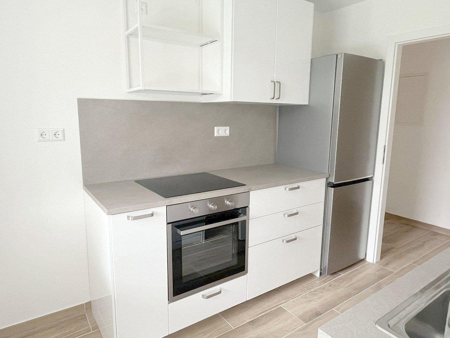 Pronájem bytu 3+1 65 m², Ulm, Bádensko-Württembersko Pronájem bytu 3+1 65 m², Ulm, Bádensko-Württembersko