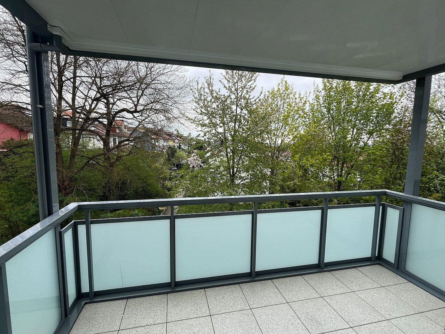 Pronájem bytu 3+1 65 m², Ulm, Bádensko-Württembersko Pronájem bytu 3+1 65 m², Ulm, Bádensko-Württembersko