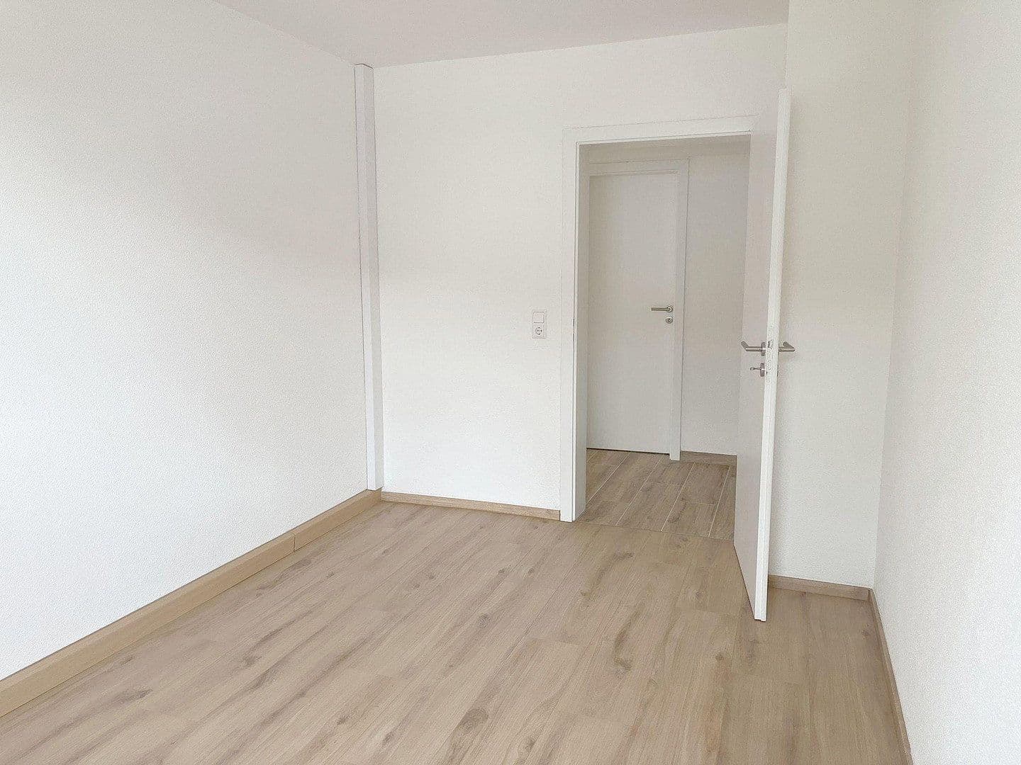 Pronájem bytu 3+1 65 m², Ulm, Bádensko-Württembersko Pronájem bytu 3+1 65 m², Ulm, Bádensko-Württembersko
