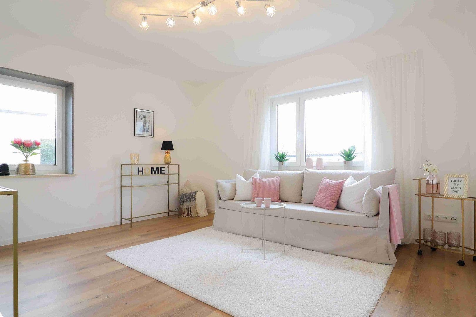 Prodej bytu 2+kk 52 m², Wichernstraße 4, Niederwerrn, Bavorsko Prodej bytu 2+kk 52 m², Wichernstraße 4, Niederwerrn, Bavorsko