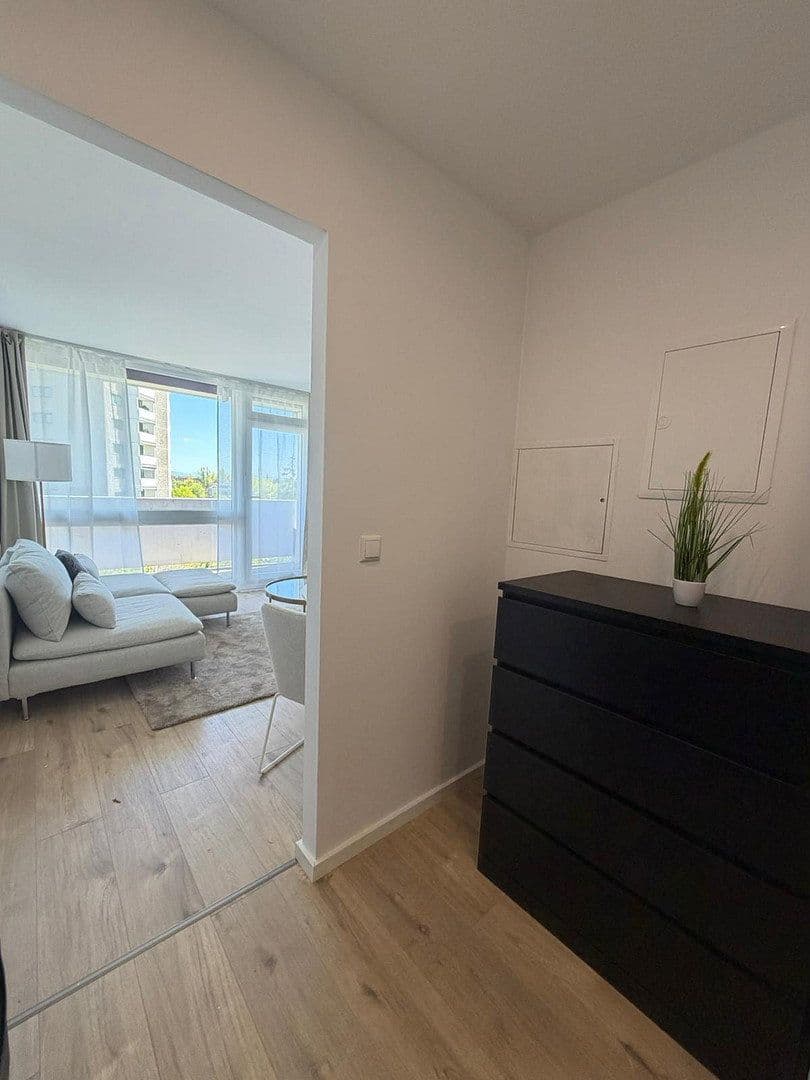 Pronájem bytu 1+1 30 m², Mauthäuslstraße 39, München, Bavorsko Pronájem bytu 1+1 30 m², Mauthäuslstraße 39, München, Bavorsko