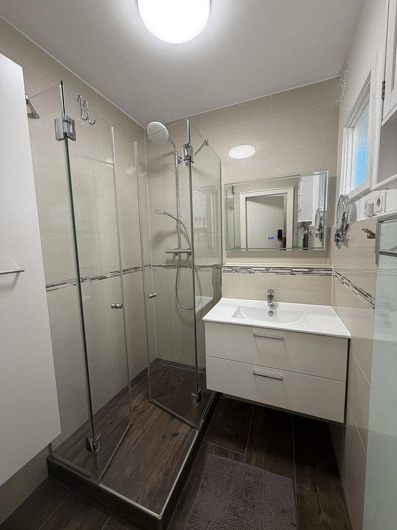 Prodej bytu 3+1 71 m², Quickbornstrasse, Hamburg, Hamburg Prodej bytu 3+1 71 m², Quickbornstrasse, Hamburg, Hamburg