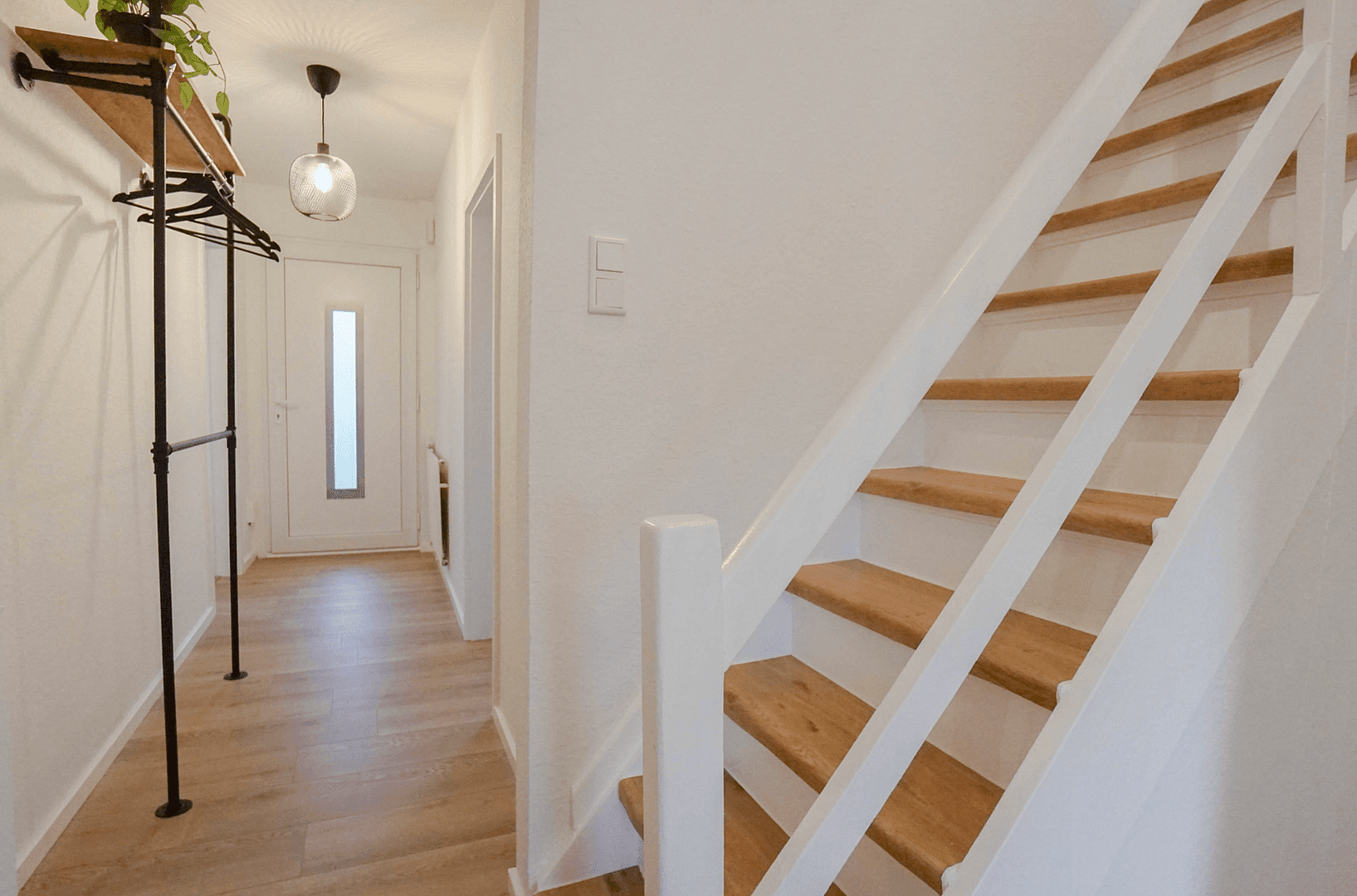 Prodej domu 128 m², pozemek 287 m², Bremerhaven, Bremen Prodej domu 128 m², pozemek 287 m², Bremerhaven, Bremen