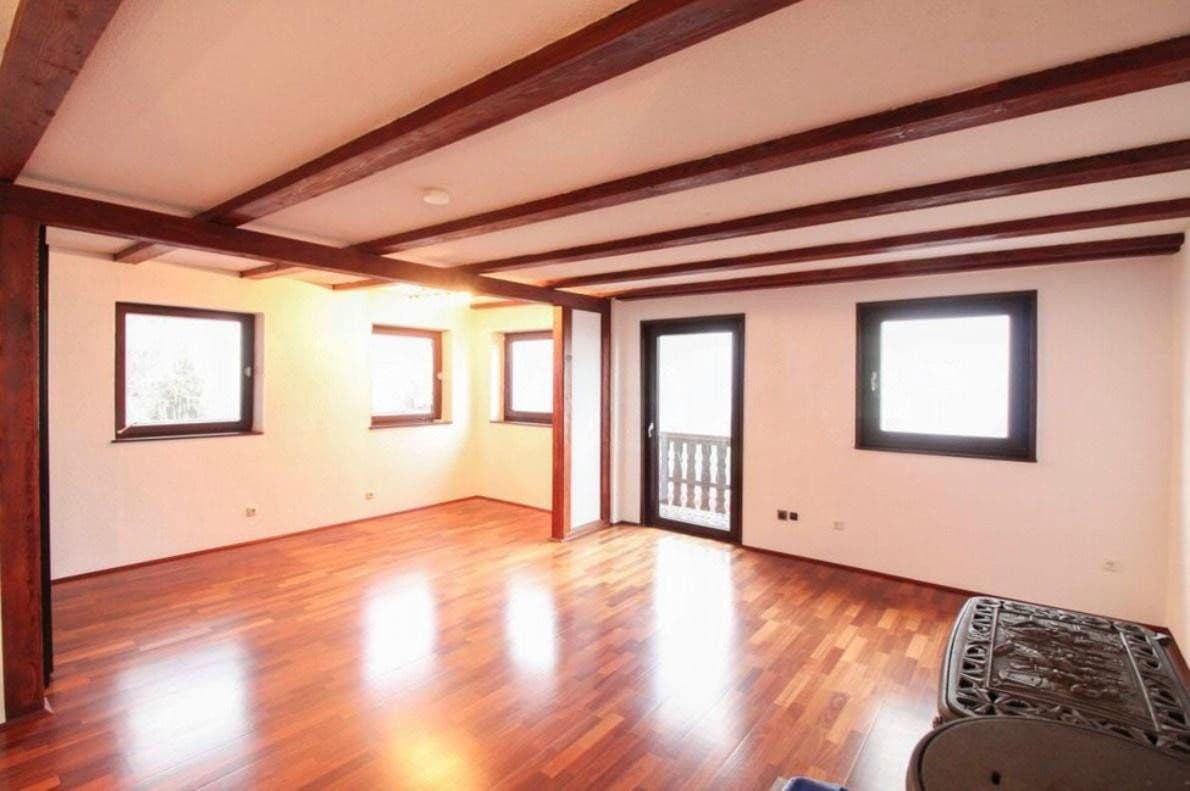 Prodej domu 122 m², pozemek 590 m², Spiegelau, Bavorsko Prodej domu 122 m², pozemek 590 m², Spiegelau, Bavorsko