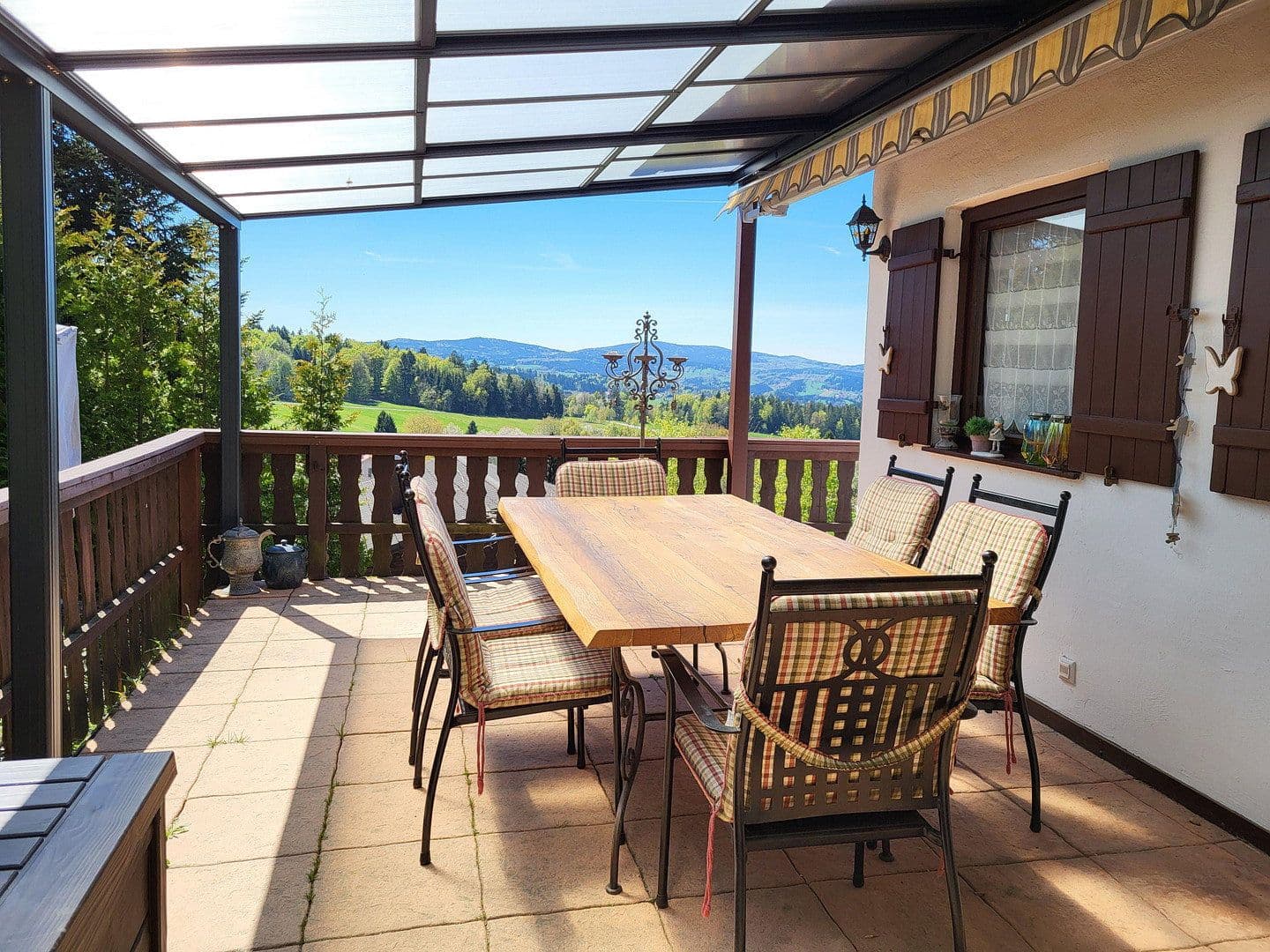 Prodej domu 122 m², pozemek 590 m², Spiegelau, Bavorsko Prodej domu 122 m², pozemek 590 m², Spiegelau, Bavorsko