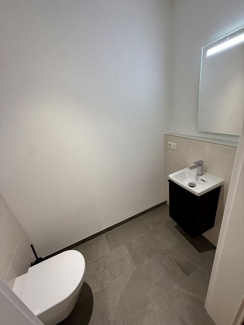 Pronájem bytu 3+1 104 m², Am Steinkart 5b, Bad Griesbach i.Rottal, Bavorsko Pronájem bytu 3+1 104 m², Am Steinkart 5b, Bad Griesbach i.Rottal, Bavorsko