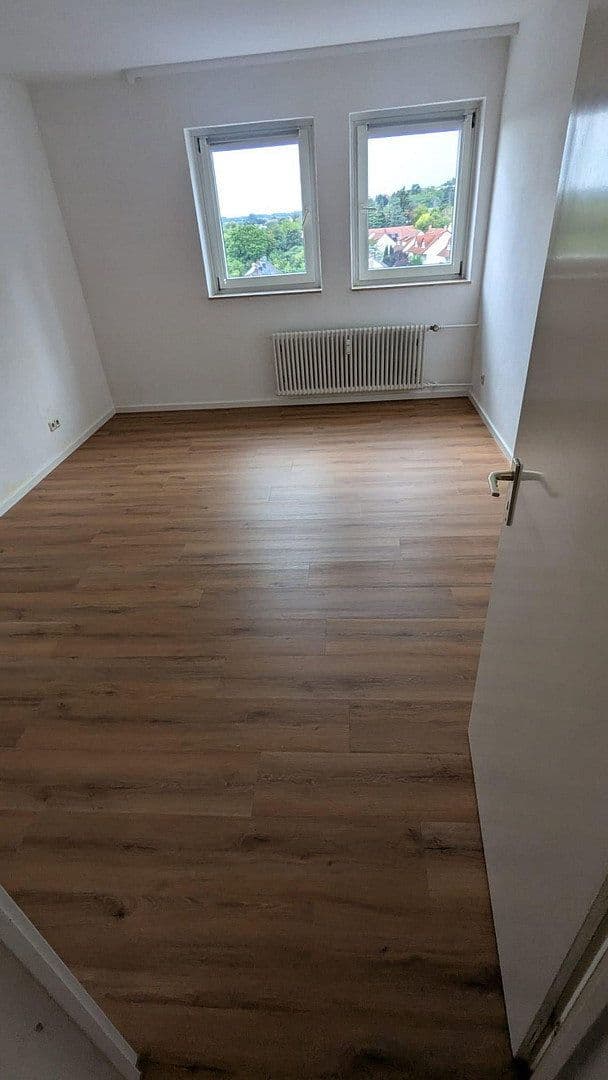 Pronájem bytu 3+1 74 m², Fasanenweg 12, Bensheim, Hessen Pronájem bytu 3+1 74 m², Fasanenweg 12, Bensheim, Hessen