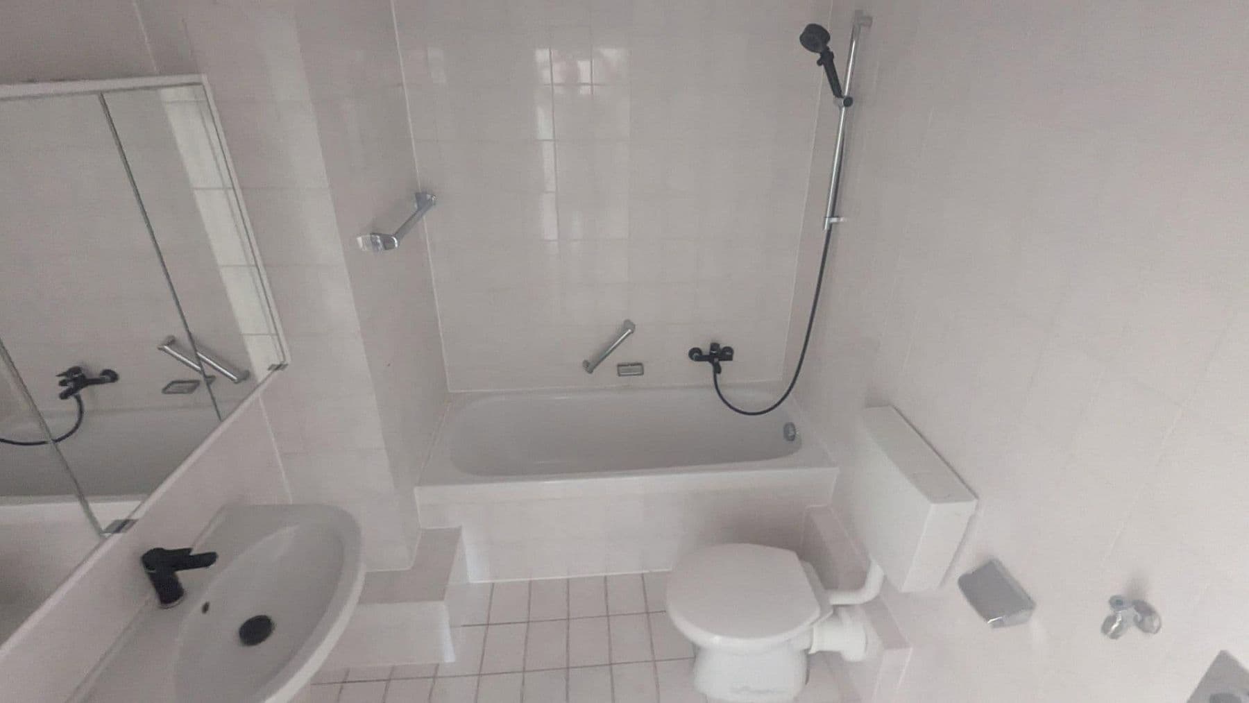 Pronájem bytu 3+1 74 m², Fasanenweg 12, Bensheim, Hessen Pronájem bytu 3+1 74 m², Fasanenweg 12, Bensheim, Hessen