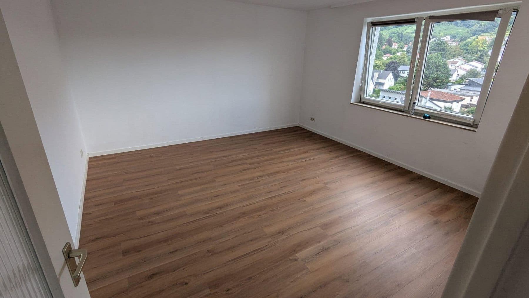 Pronájem bytu 3+1 74 m², Fasanenweg 12, Bensheim, Hessen Pronájem bytu 3+1 74 m², Fasanenweg 12, Bensheim, Hessen