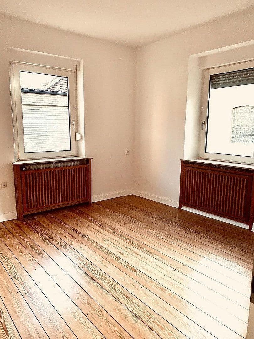 Pronájem domu 216 m², pozemek 350 m², Wallertheim, Porýní-Falc Pronájem domu 216 m², pozemek 350 m², Wallertheim, Porýní-Falc