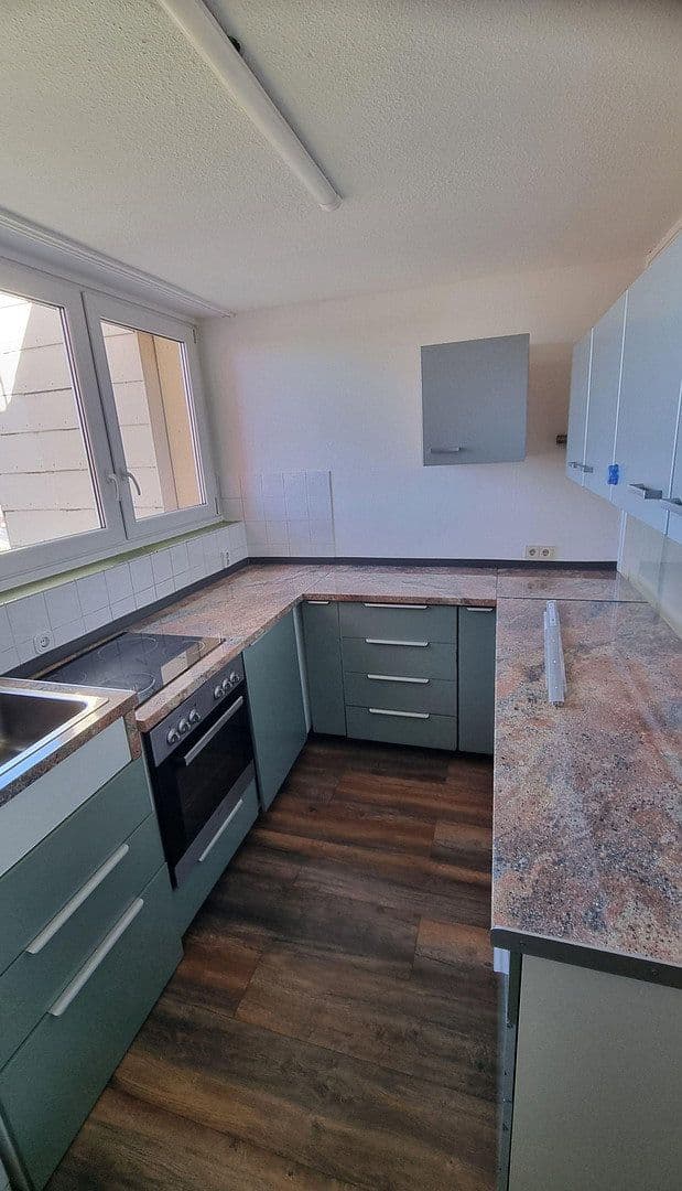 Prodej bytu 3+kk 84 m², Kornwestheim, Bádensko-Württembersko Prodej bytu 3+kk 84 m², Kornwestheim, Bádensko-Württembersko