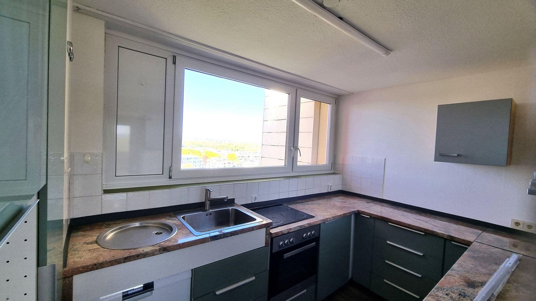 Prodej bytu 3+kk 84 m², Kornwestheim, Bádensko-Württembersko Prodej bytu 3+kk 84 m², Kornwestheim, Bádensko-Württembersko