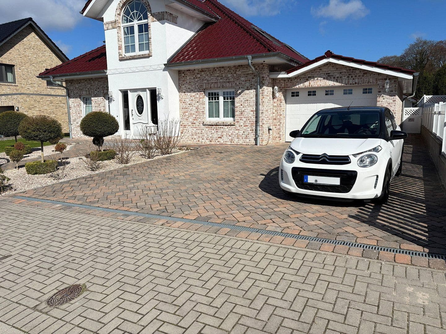 Prodej domu 197 m², pozemek 859 m², Kührstedter Weg 11, Geestland, Dolní Sasko Prodej domu 197 m², pozemek 859 m², Kührstedter Weg 11, Geestland, Dolní Sasko