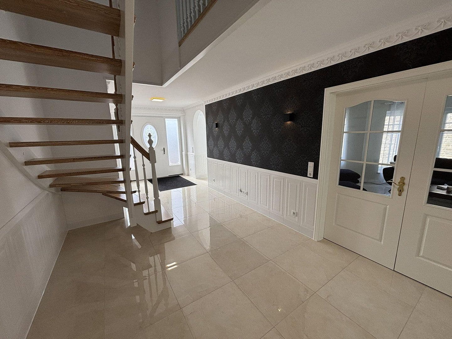 Prodej domu 197 m², pozemek 859 m², Kührstedter Weg 11, Geestland, Dolní Sasko Prodej domu 197 m², pozemek 859 m², Kührstedter Weg 11, Geestland, Dolní Sasko
