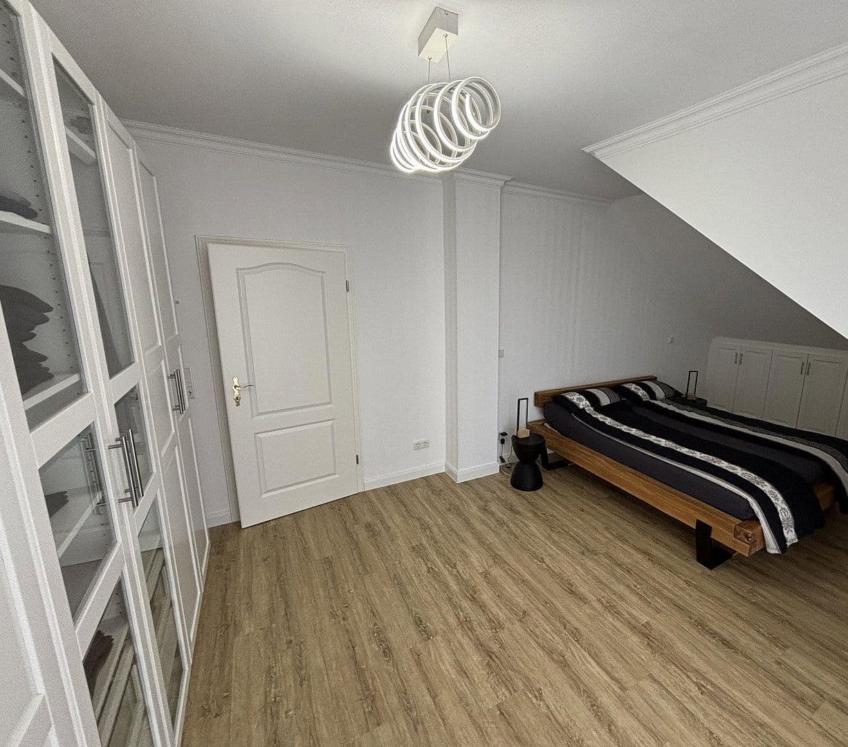 Prodej domu 197 m², pozemek 859 m², Kührstedter Weg 11, Geestland, Dolní Sasko Prodej domu 197 m², pozemek 859 m², Kührstedter Weg 11, Geestland, Dolní Sasko