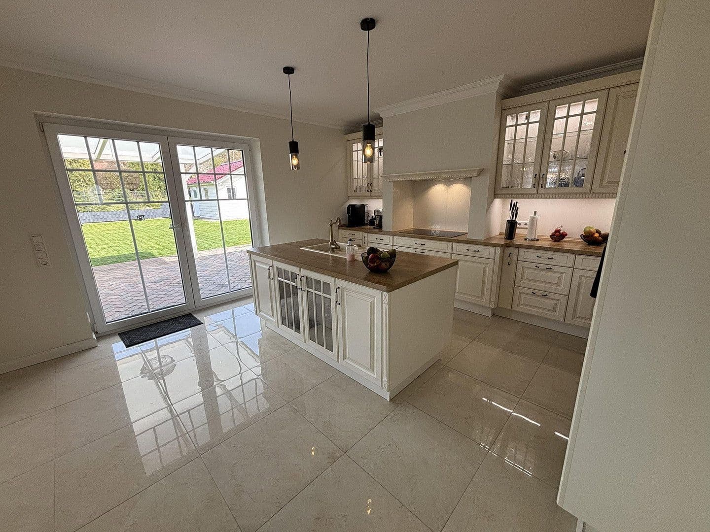 Prodej domu 197 m², pozemek 859 m², Kührstedter Weg 11, Geestland, Dolní Sasko Prodej domu 197 m², pozemek 859 m², Kührstedter Weg 11, Geestland, Dolní Sasko