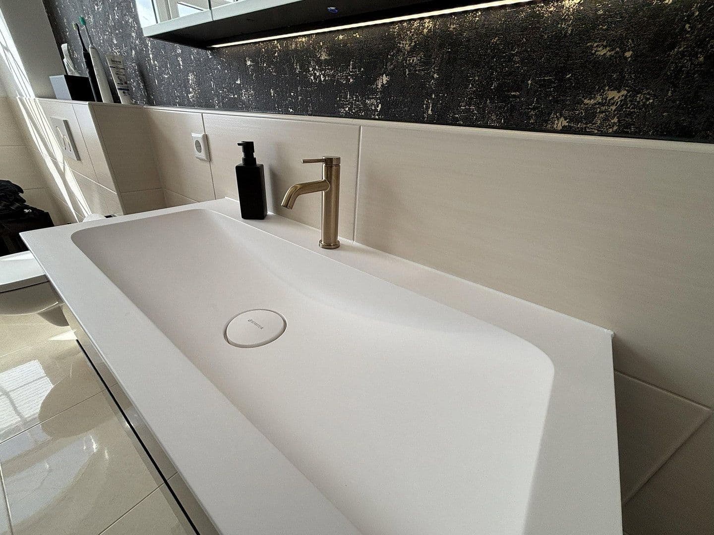 Prodej domu 197 m², pozemek 859 m², Kührstedter Weg 11, Geestland, Dolní Sasko Prodej domu 197 m², pozemek 859 m², Kührstedter Weg 11, Geestland, Dolní Sasko
