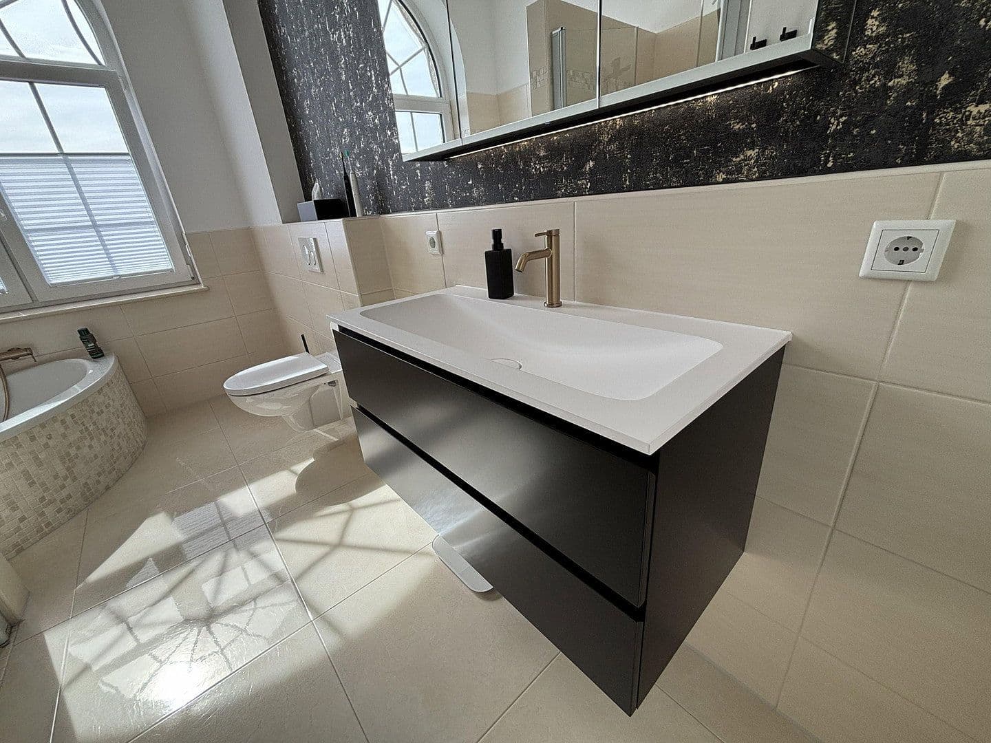 Prodej domu 197 m², pozemek 859 m², Kührstedter Weg 11, Geestland, Dolní Sasko Prodej domu 197 m², pozemek 859 m², Kührstedter Weg 11, Geestland, Dolní Sasko