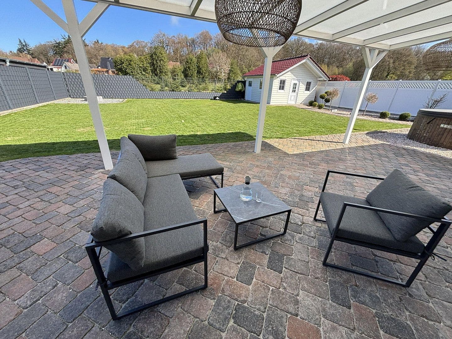 Prodej domu 197 m², pozemek 859 m², Kührstedter Weg 11, Geestland, Dolní Sasko Prodej domu 197 m², pozemek 859 m², Kührstedter Weg 11, Geestland, Dolní Sasko