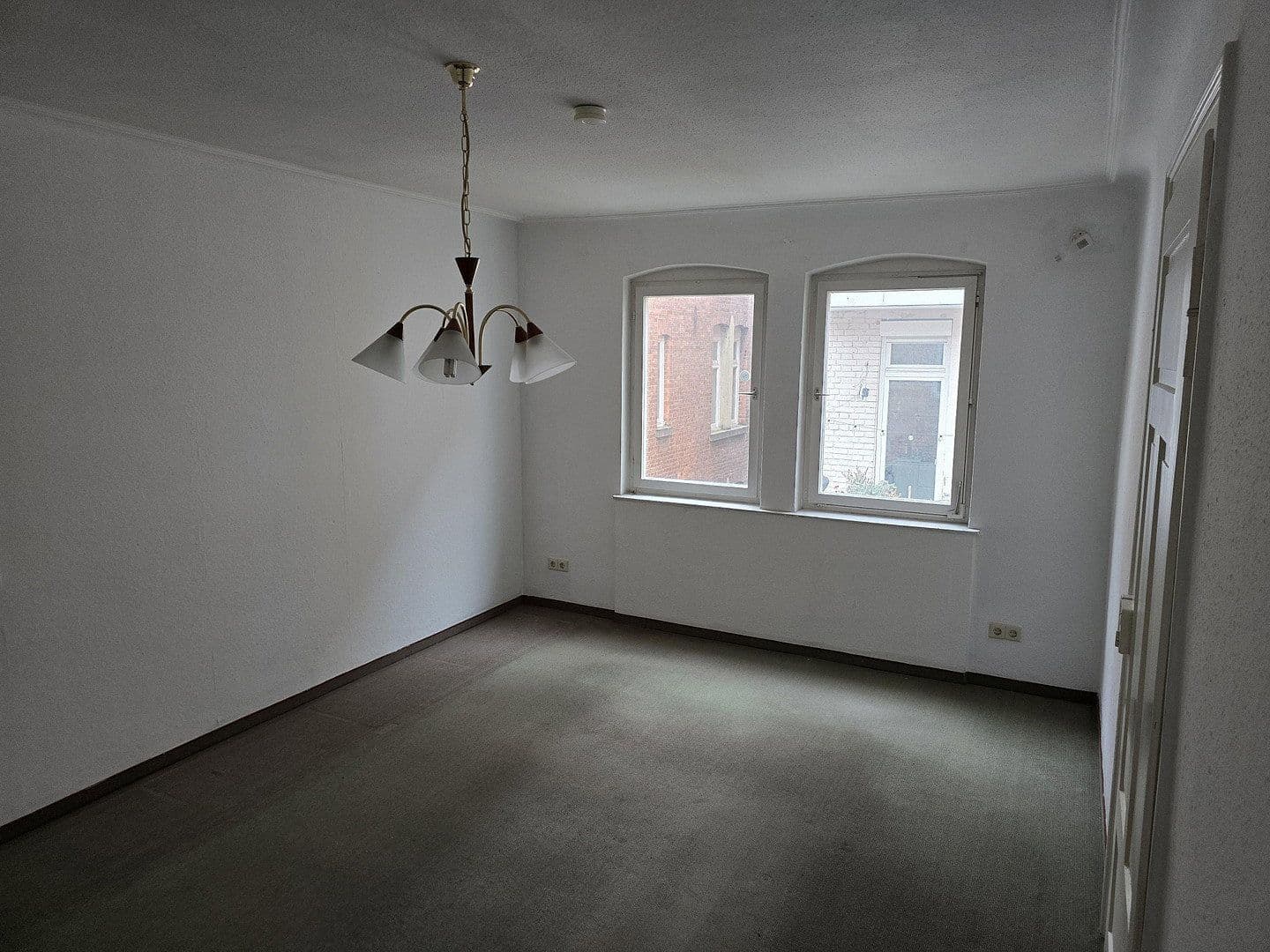 Prodej bytu 3+1 69 m², Hasenbergstrasee 99A, Stuttgart, Bádensko-Württembersko Prodej bytu 3+1 69 m², Hasenbergstrasee 99A, Stuttgart, Bádensko-Württembersko