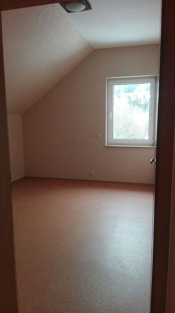 Prodej bytu 4+1 85 m², Puderbach, Porýní-Falc Prodej bytu 4+1 85 m², Puderbach, Porýní-Falc