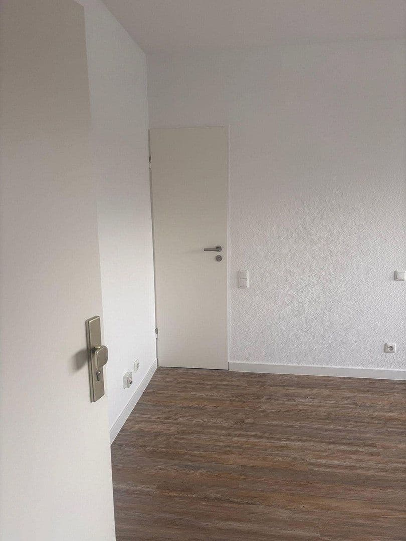 Pronájem bytu 1+1 23 m², Frankfurt, Hessen Pronájem bytu 1+1 23 m², Frankfurt, Hessen