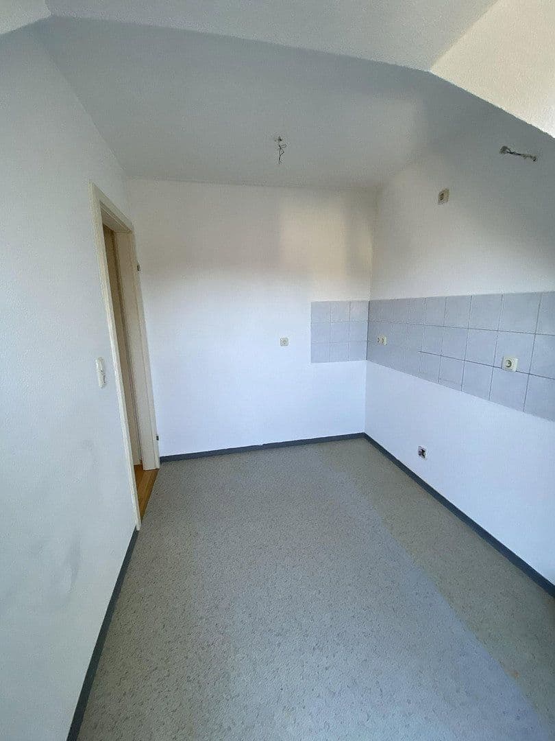 Pronájem bytu 2+1 40 m², Altenburger Straße 7, Schmölln, Durynsko Pronájem bytu 2+1 40 m², Altenburger Straße 7, Schmölln, Durynsko
