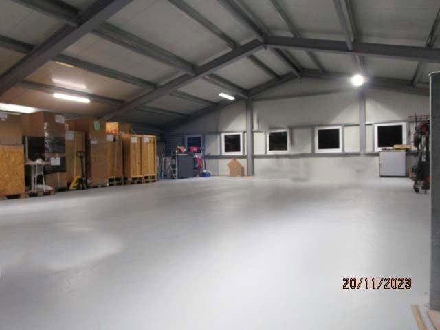 Pronájem nebytového prostoru 1.363 m², Martinshof 2, Valley, Bavorsko Pronájem nebytového prostoru 1.363 m², Martinshof 2, Valley, Bavorsko