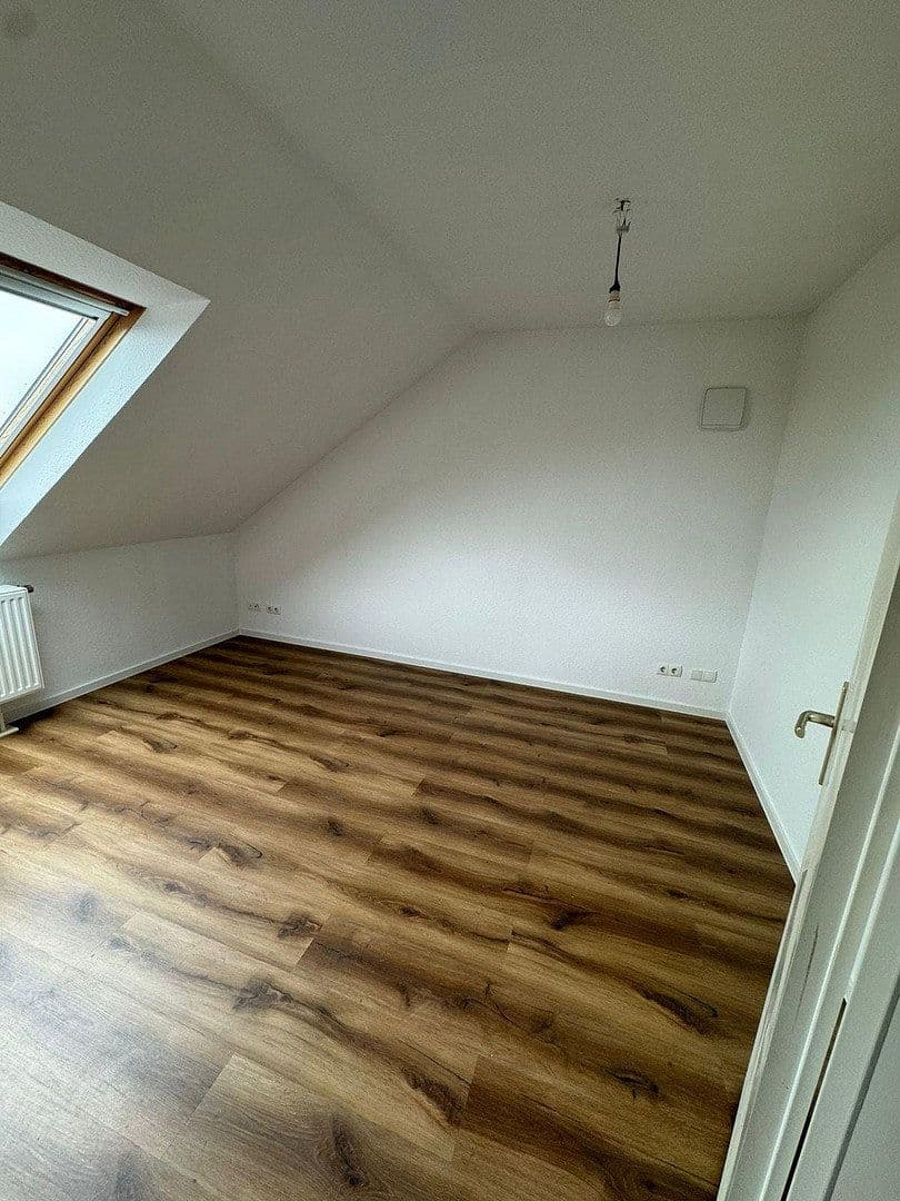 Pronájem bytu 3+1 73 m², Hohenzollern Str. 37, Recklinghausen, Severní Porýní-Vestfálsko Pronájem bytu 3+1 73 m², Hohenzollern Str. 37, Recklinghausen, Severní Porýní-Vestfálsko