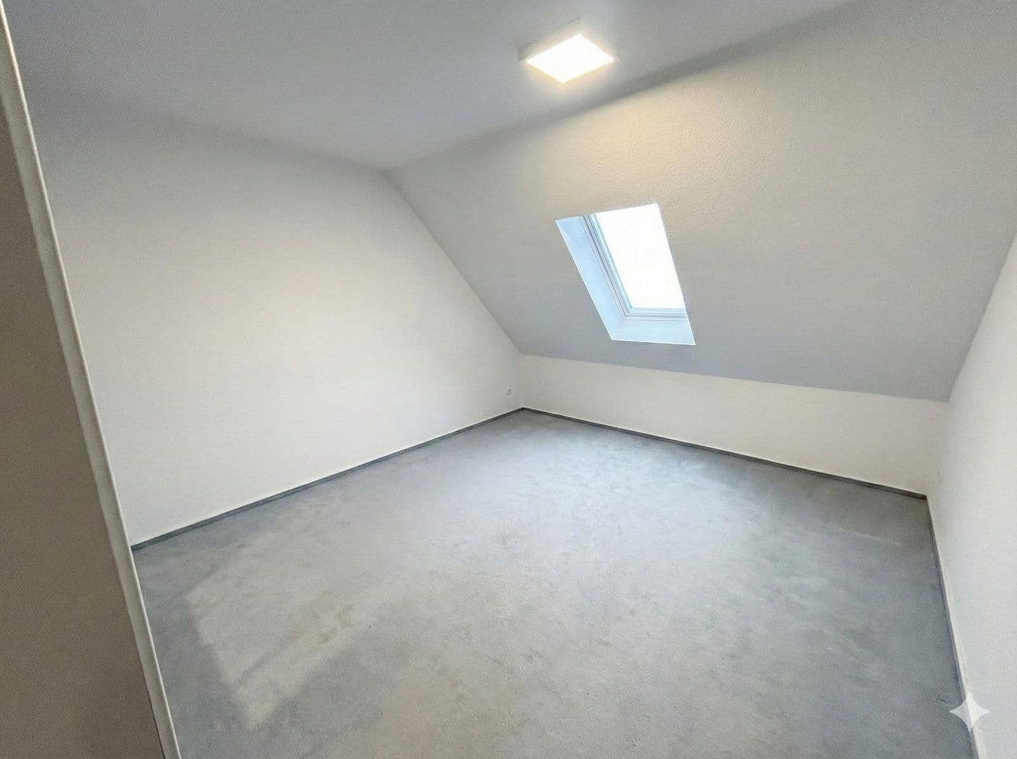 Prodej bytu 3+1 71 m², Neumünster, Šlesvicko-Holštýnsko Prodej bytu 3+1 71 m², Neumünster, Šlesvicko-Holštýnsko