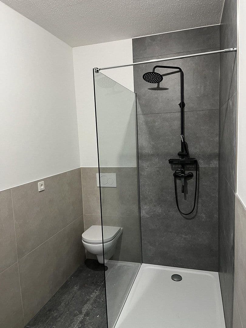 Prodej bytu 4+1 70 m², Auf der Adt 10, Saarbrücken, Země Sársko Prodej bytu 4+1 70 m², Auf der Adt 10, Saarbrücken, Země Sársko